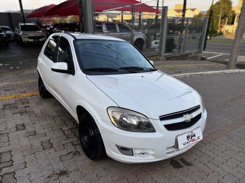 CELTA 1.0 MPFI LT 8V FLEX 4P MANUAL - 2014 - FELIZ