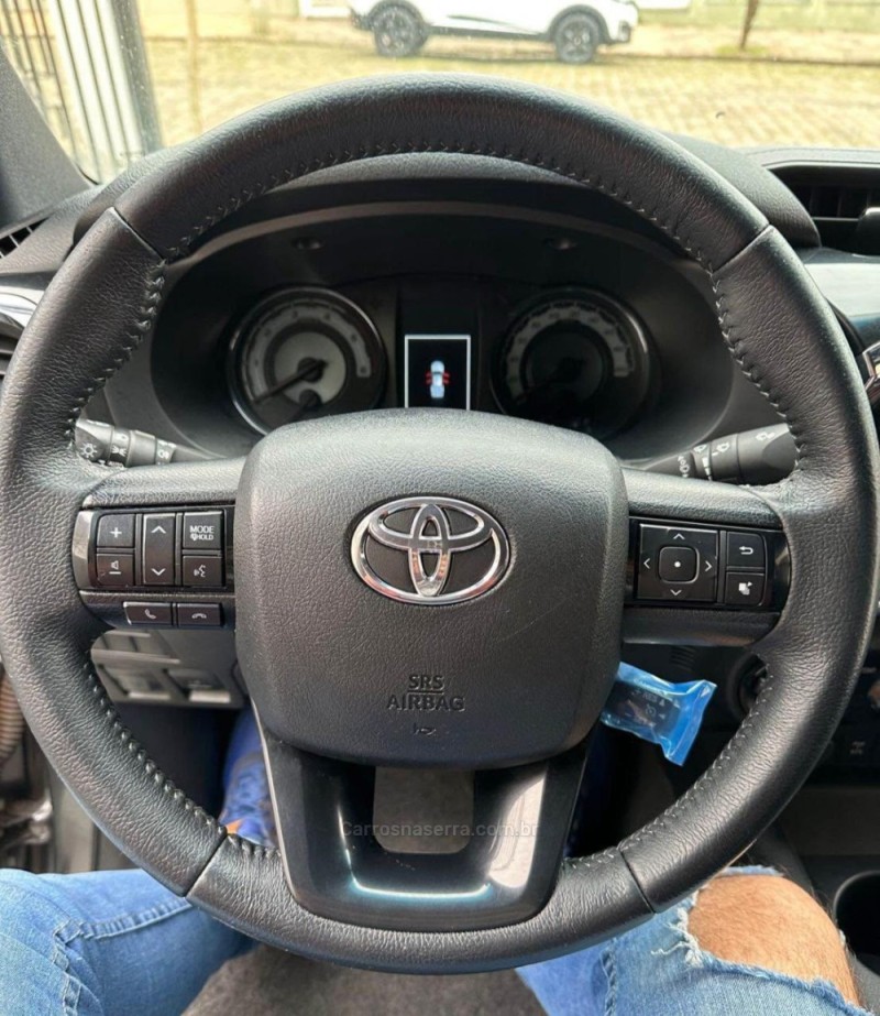 HILUX 2.8 SRX 4X4 CD 16V DIESEL 4P AUTOMÁTICO - 2020 - FELIZ