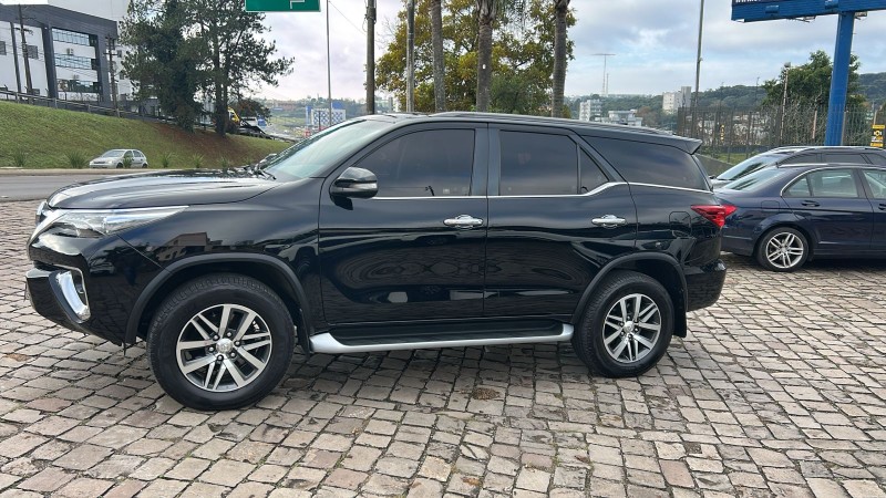 HILUX SW4 2.8 SRX 4X4 16V TURBO INTERCOOLER DIESEL 4P AUTOMÁTICO - 2017 - FARROUPILHA