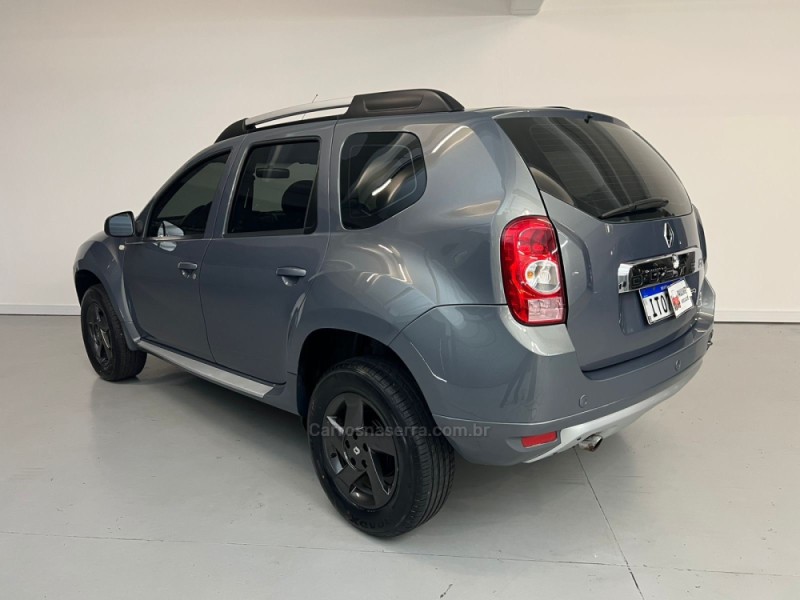 DUSTER 1.6 DYNAMIQUE 4X2 16V FLEX 4P MANUAL - 2013 - CAXIAS DO SUL