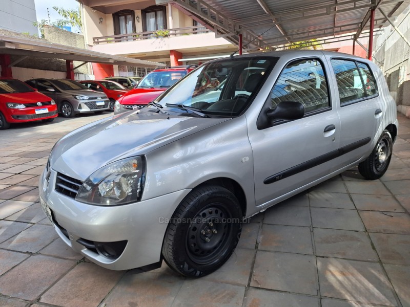 CLIO 1.0 CAMPUS 16V FLEX 4P MANUAL - 2011 - CAXIAS DO SUL