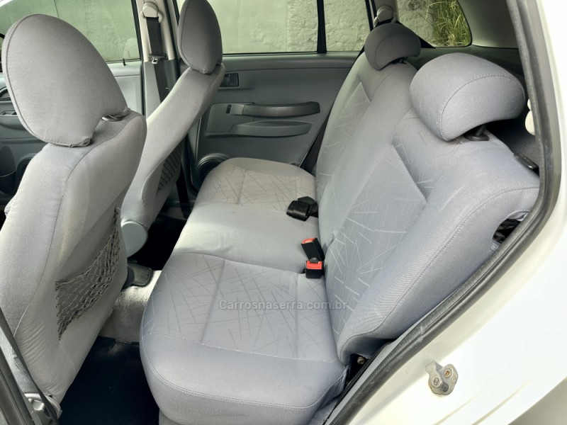 SPACEFOX 1.6 MI 8V FLEX 4P MANUAL - 2008 - SAPIRANGA