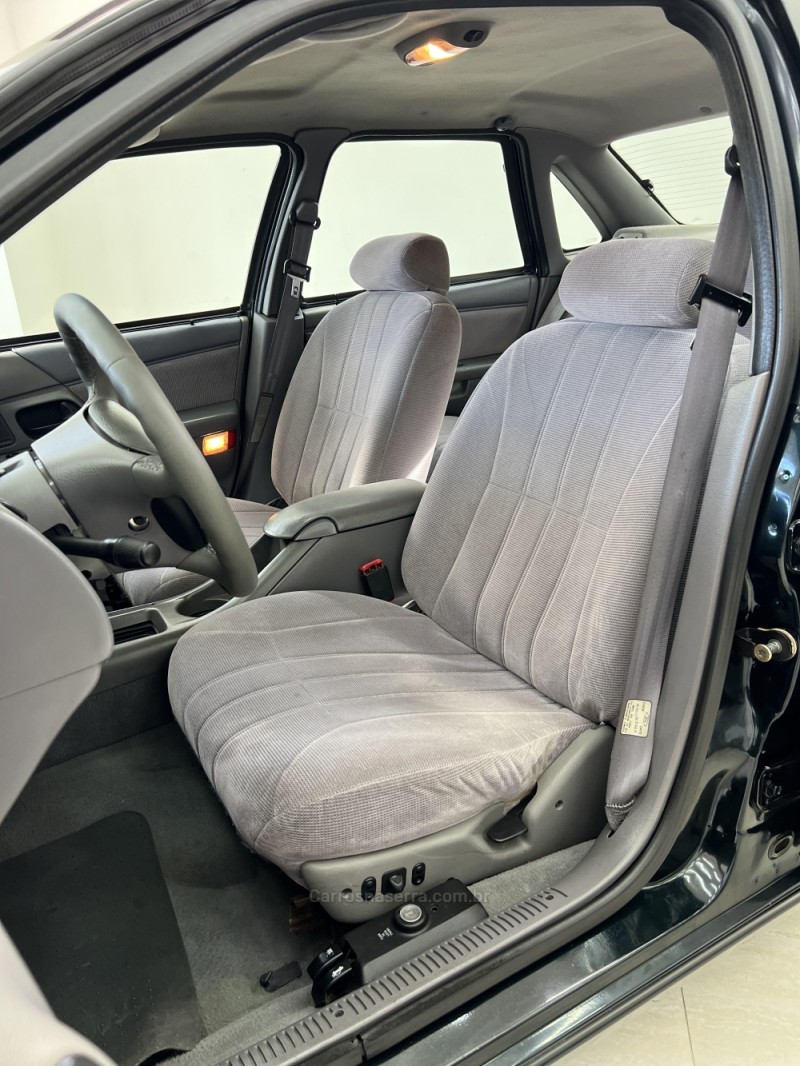 TAURUS 3.0 GL V6 24V GASOLINA 4P AUTOMÁTICO - 1995 - BENTO GONçALVES