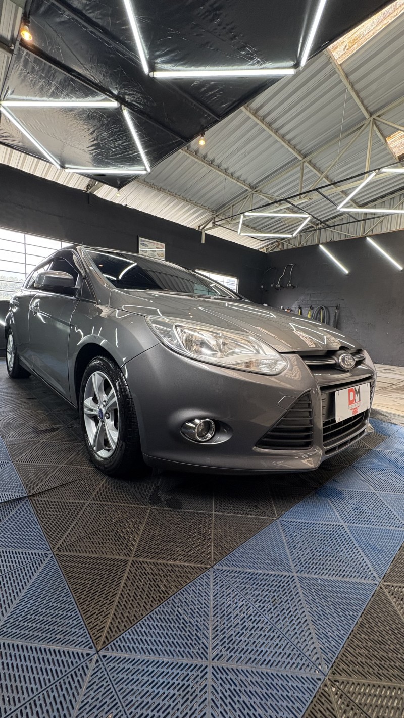 FOCUS 1.6 SE 16V FLEX 4P AUTOMÁTICO - 2014 - CAXIAS DO SUL