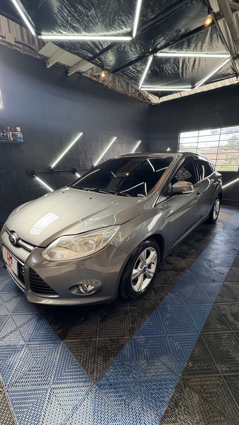 FOCUS 1.6 SE 16V FLEX 4P AUTOMÁTICO - 2014 - CAXIAS DO SUL