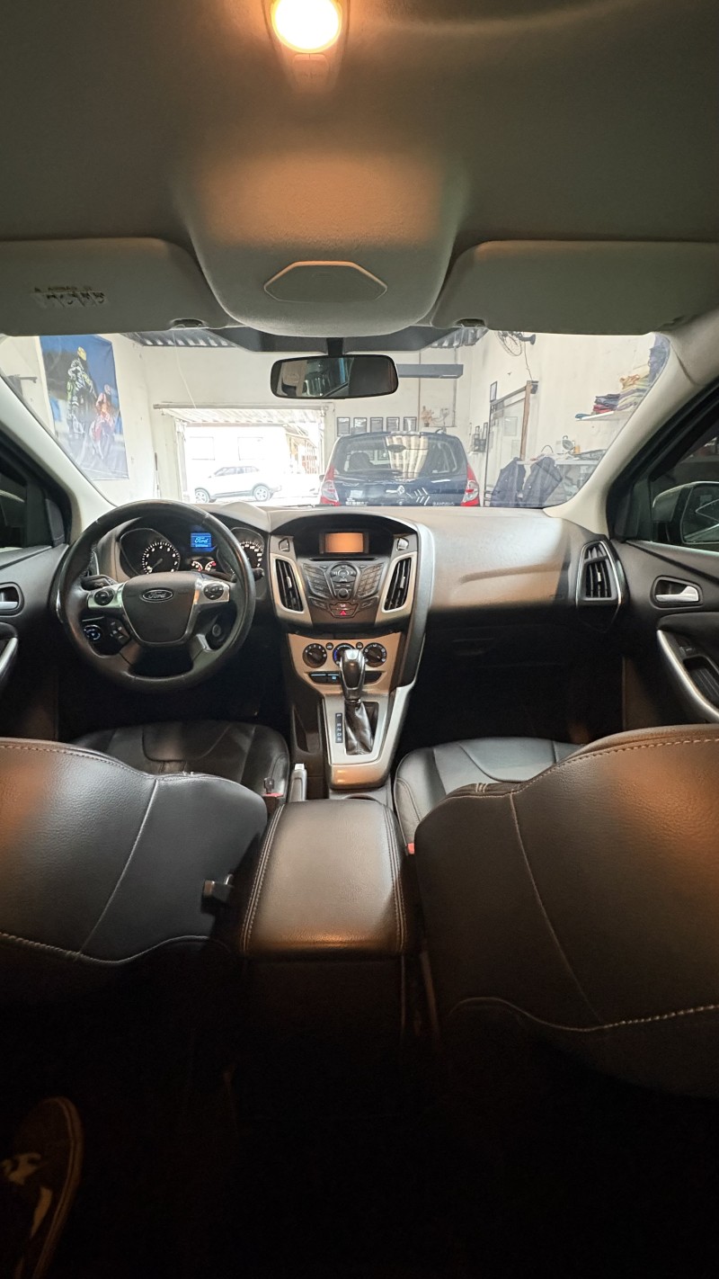 FOCUS 1.6 SE 16V FLEX 4P AUTOMÁTICO - 2014 - CAXIAS DO SUL