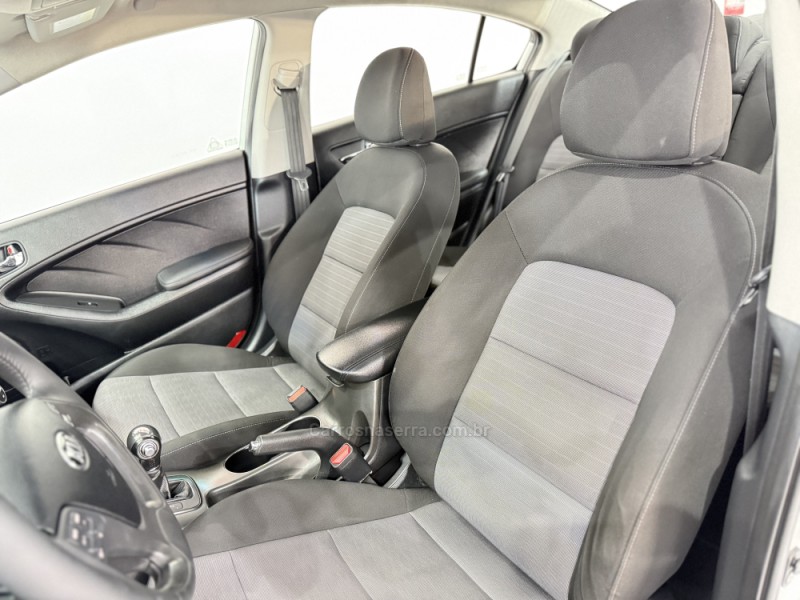 CERATO 1.6 SX3 16V FLEX 4P AUTOMÁTICO - 2014 - NOVO HAMBURGO