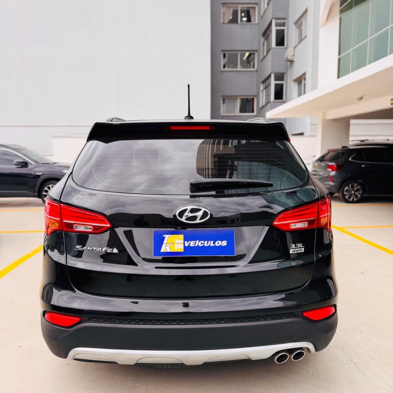 SANTA FÉ 3.3 MPFI 4X4 7 LUGARES V6 270CV GASOLINA 4P AUTOMÁTICO - 2015 - CAXIAS DO SUL