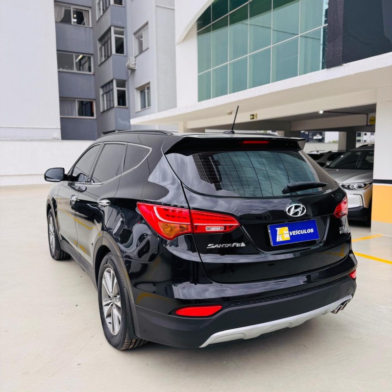 SANTA FÉ 3.3 MPFI 4X4 7 LUGARES V6 270CV GASOLINA 4P AUTOMÁTICO - 2015 - CAXIAS DO SUL