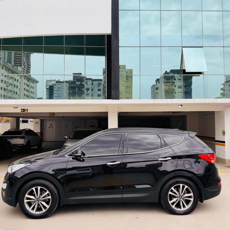 SANTA FÉ 3.3 MPFI 4X4 7 LUGARES V6 270CV GASOLINA 4P AUTOMÁTICO - 2015 - CAXIAS DO SUL