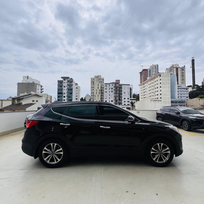 SANTA FÉ 3.3 MPFI 4X4 7 LUGARES V6 270CV GASOLINA 4P AUTOMÁTICO - 2015 - CAXIAS DO SUL