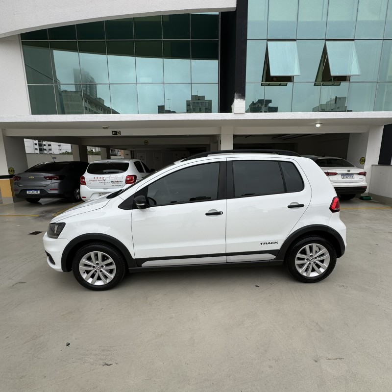 fox 1.0 mpi track 12v flex 4p manual 2018 caxias do sul
