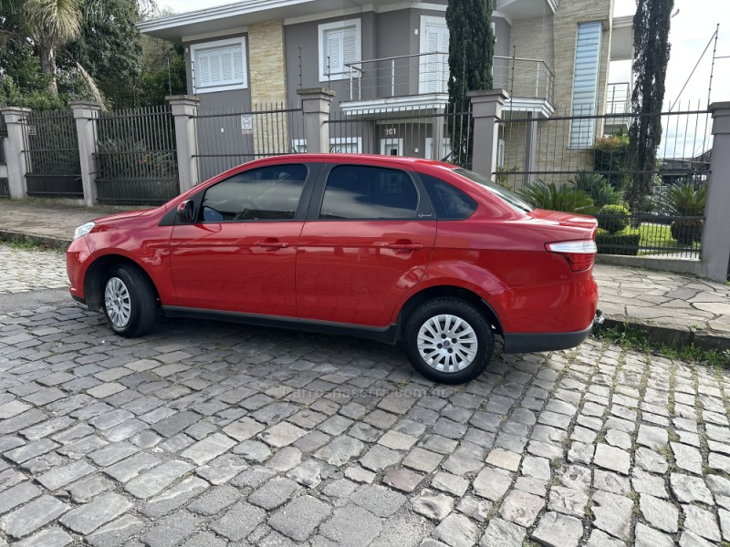 SIENA 1.0 MPI ATTRACTIVE 8V FLEX 4P MANUAL - 2017 - CAXIAS DO SUL