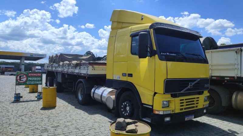 FH-12 380 4X2 - 2002 - CAXIAS DO SUL