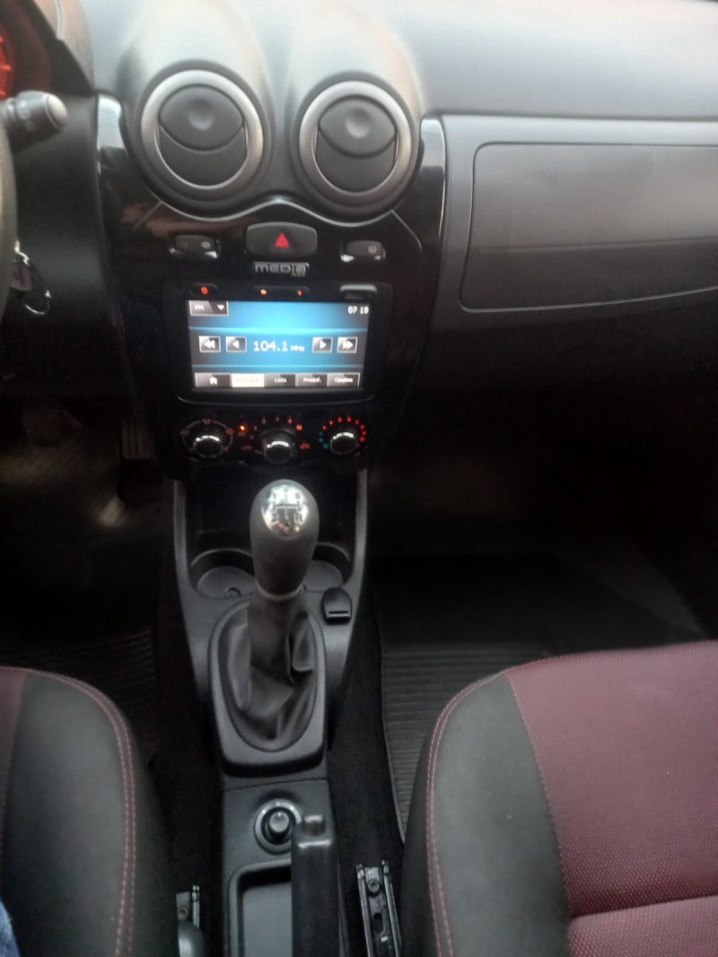 SANDERO 1.6 STEPWAY 8V FLEX 4P MANUAL - 2014 - CAXIAS DO SUL