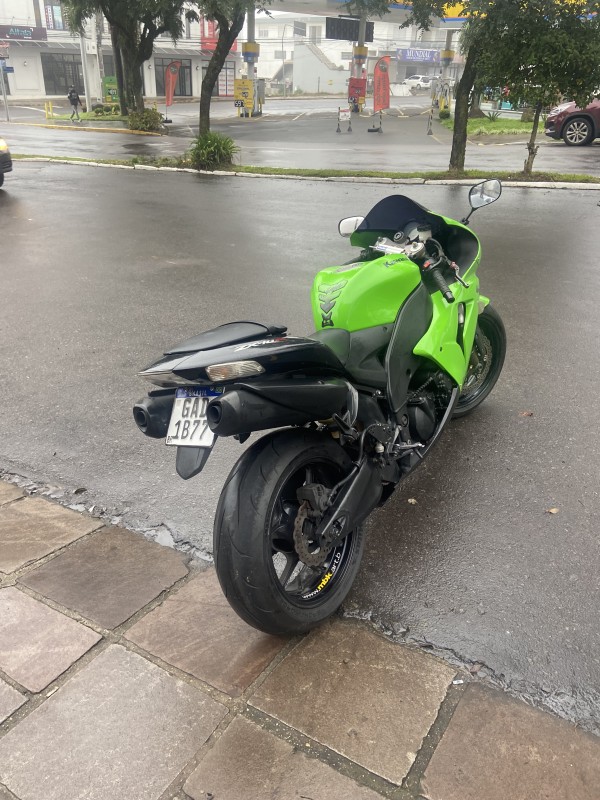 NINJA ZX-10R SE - 2006 - FARROUPILHA