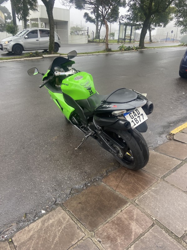 NINJA ZX-10R SE - 2006 - FARROUPILHA