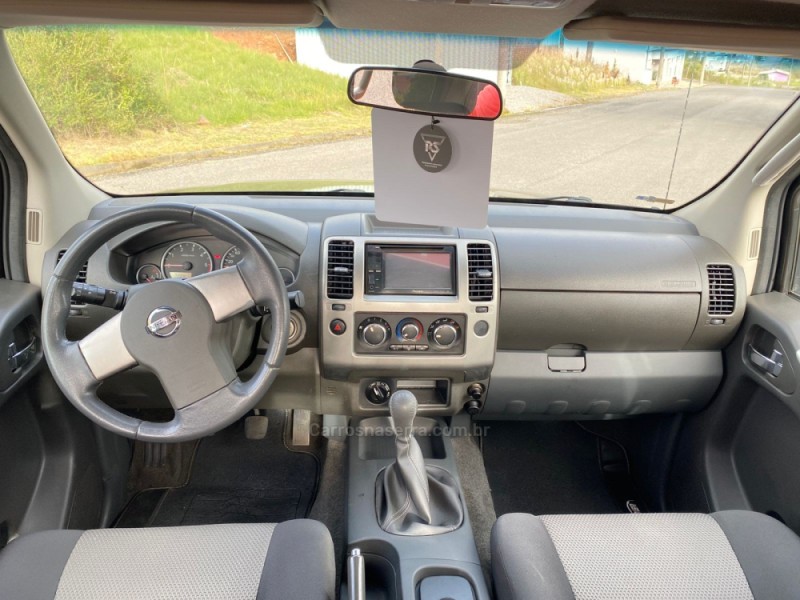 FRONTIER 2.5 SV ATTACK 4X4 CD TURBO ELETRONIC DIESEL 4P MANUAL - 2014 - FLORES DA CUNHA