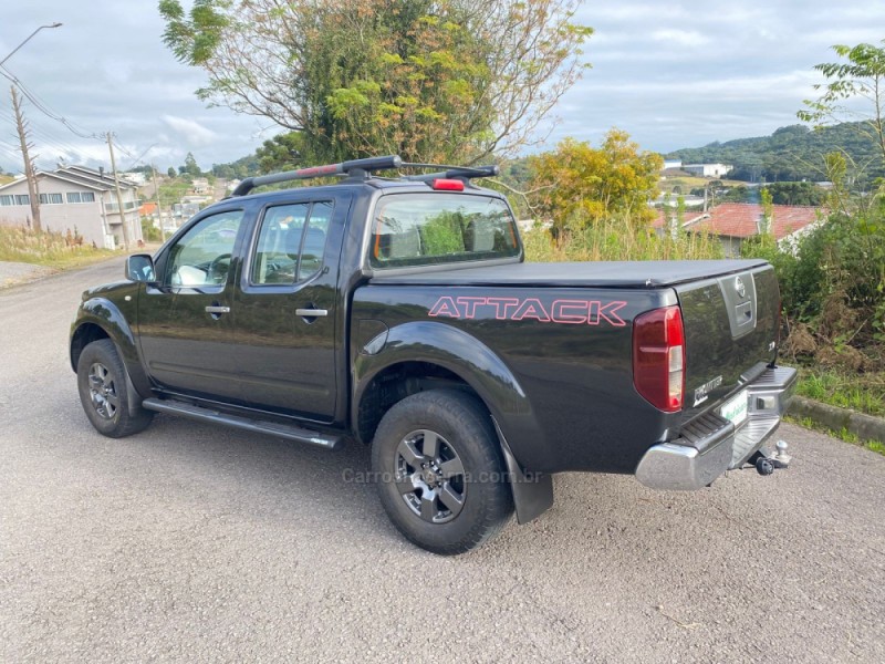 FRONTIER 2.5 SV ATTACK 4X4 CD TURBO ELETRONIC DIESEL 4P MANUAL - 2014 - FLORES DA CUNHA