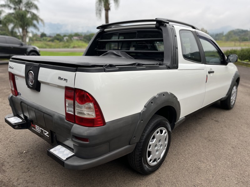 STRADA 1.4 MPI WORKING CD 8V FLEX 2P MANUAL - 2012 - BOM PRINCíPIO