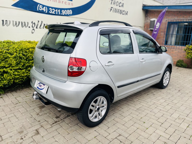 FOX 1.0 MI CITY 8V FLEX 4P MANUAL - 2010 - CAXIAS DO SUL