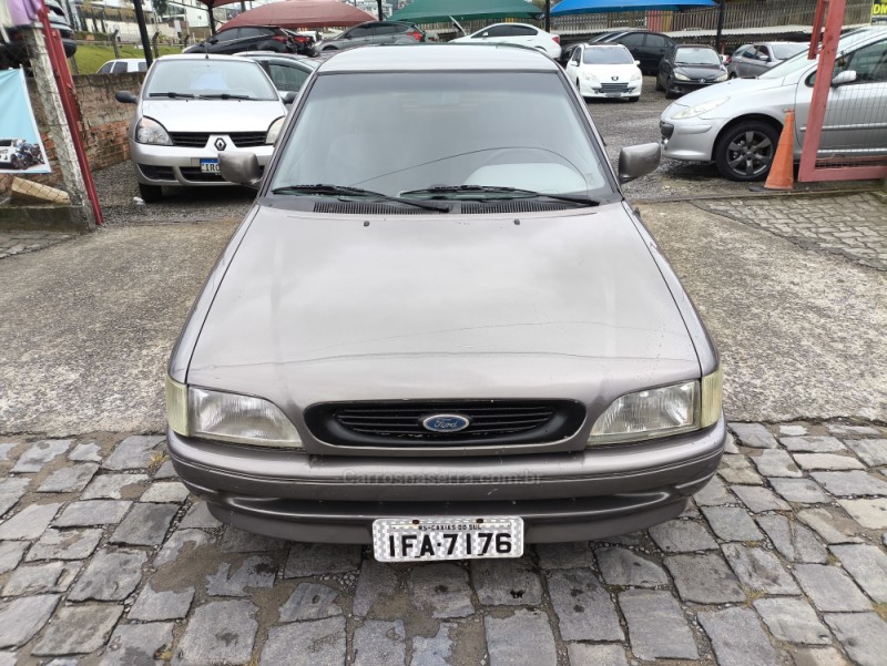 ESCORT 1.8 GL 8V GASOLINA 2P MANUAL - 1996 - FARROUPILHA