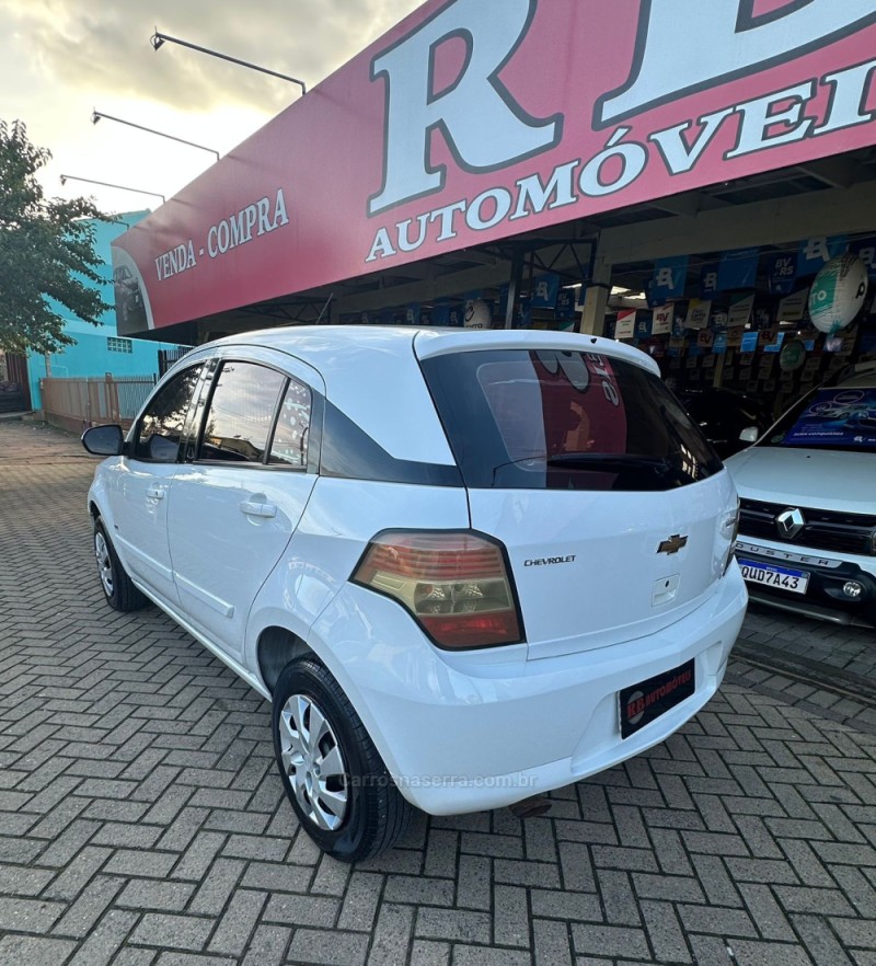 AGILE 1.4 MPFI LTZ 8V FLEX 4P MANUAL - 2011 - PAROBé