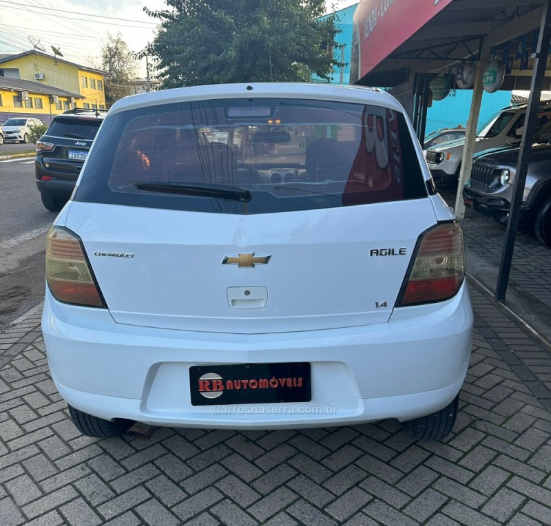 AGILE 1.4 MPFI LTZ 8V FLEX 4P MANUAL - 2011 - PAROBé