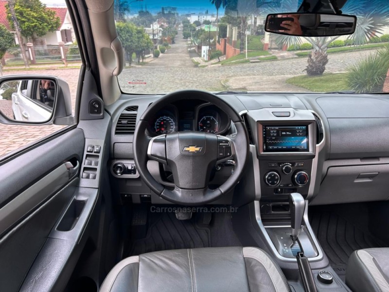 S10 2.8 LT 4X2 CD 16V TURBO DIESEL 4P AUTOMÁTICO - 2013 - VENâNCIO AIRES