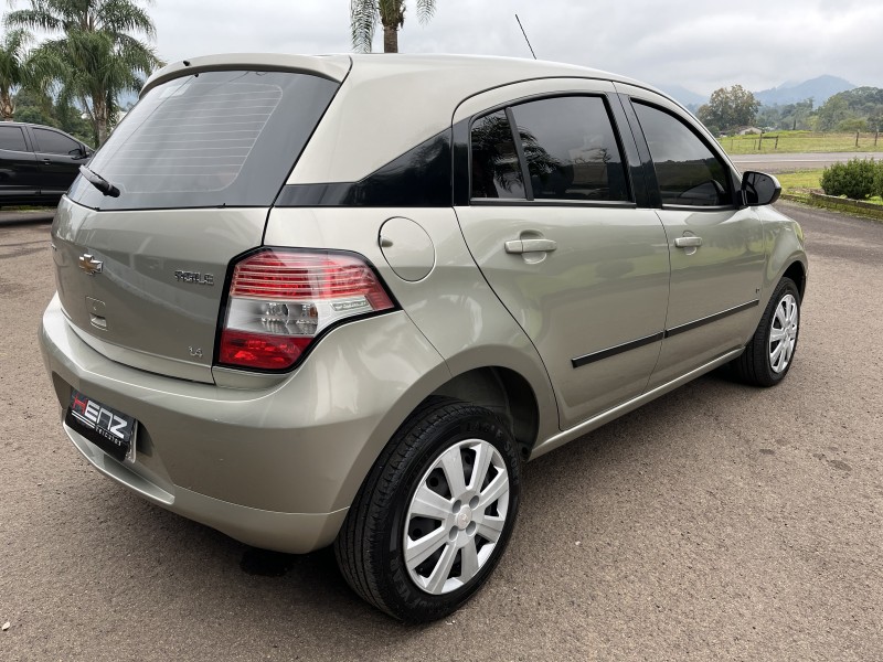 AGILE 1.4 MPFI LT 8V FLEX 4P MANUAL - 2011 - BOM PRINCíPIO