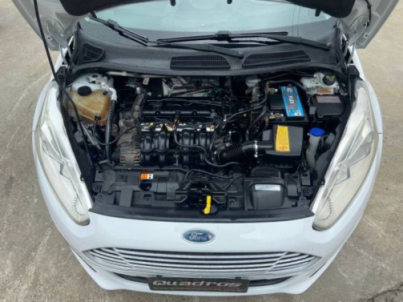 FIESTA 1.6 SE HATCH 16V FLEX 4P MANUAL - 2014 - CAXIAS DO SUL
