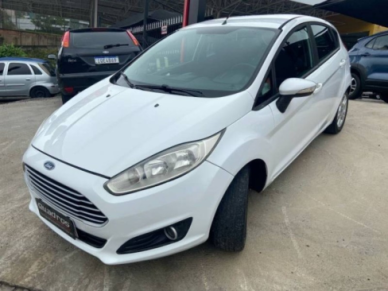 FIESTA 1.6 SE HATCH 16V FLEX 4P MANUAL - 2014 - CAXIAS DO SUL