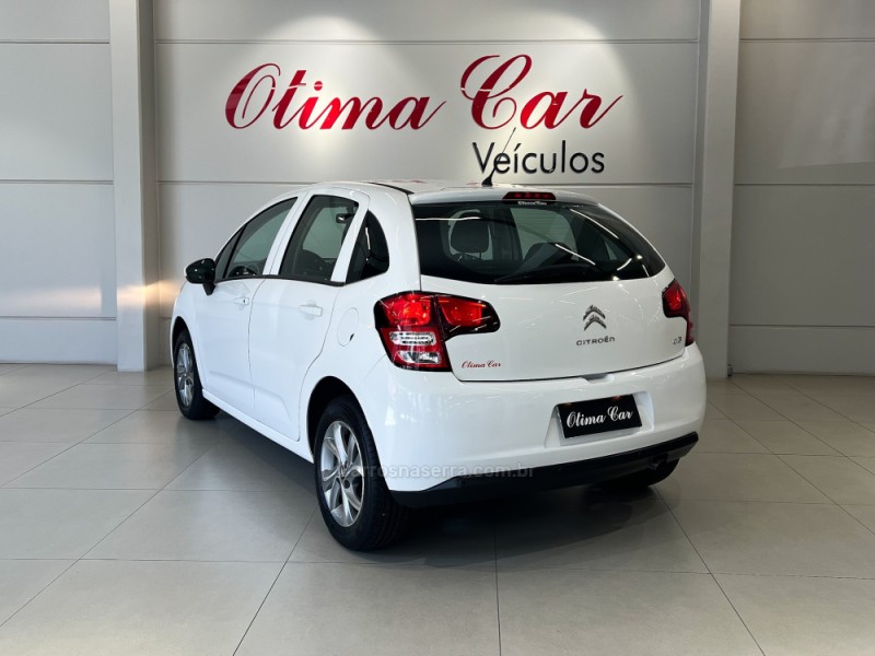 C3 1.5 ATTRACTION 8V FLEX 4P MANUAL - 2017 - FLORES DA CUNHA