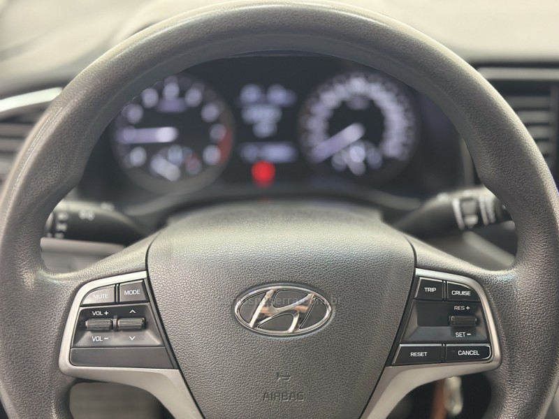 ELANTRA 2.0 16V FLEX 4P AUTOMÁTICO - 2017 - SANTA CRUZ DO SUL