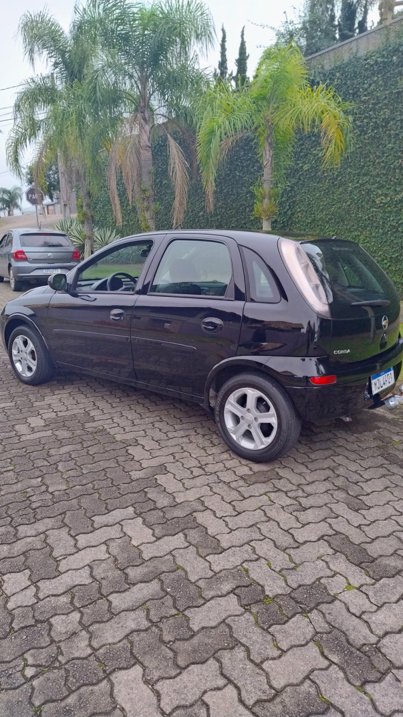 CORSA 1.4 MPFI MAXX 8V FLEX 4P MANUAL - 2011 - CAMPO BOM