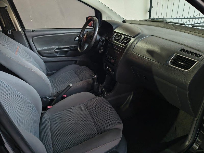 FOX 1.6 MI ITREND 8V FLEX 4P MANUAL - 2012 - CAXIAS DO SUL