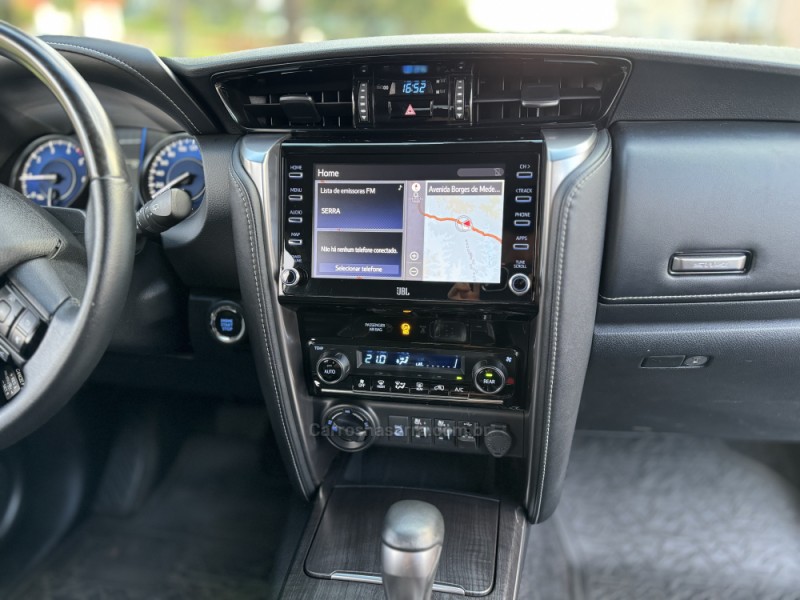 HILUX SW4 2.8 SRX 4X4 7 LUGARES 16V TURBO INTERCOOLER DIESEL 4P AUTOMÁTICO - 2021 - CASCA