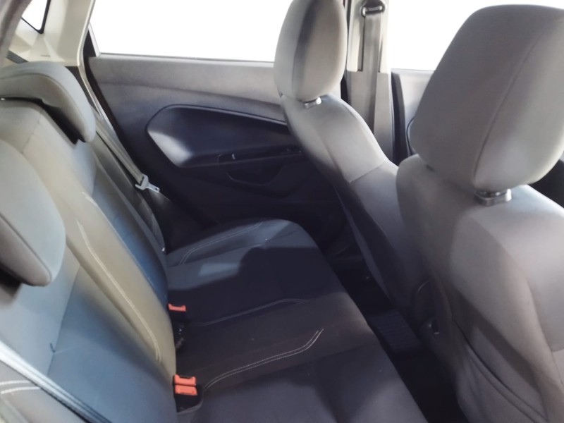 FIESTA 1.6 SE HATCH PLUS 16V FLEX 4P MANUAL - 2014 - CAXIAS DO SUL