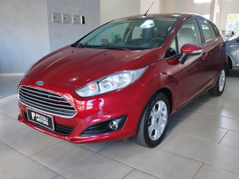 fiesta 1.6 se hatch plus 16v flex 4p manual 2014 caxias do sul