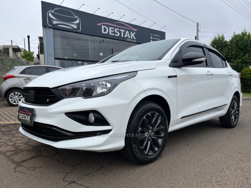 CRONOS 1.3 DRIVE 8V FLEX 4P MANUAL - 2022 - DOIS IRMãOS