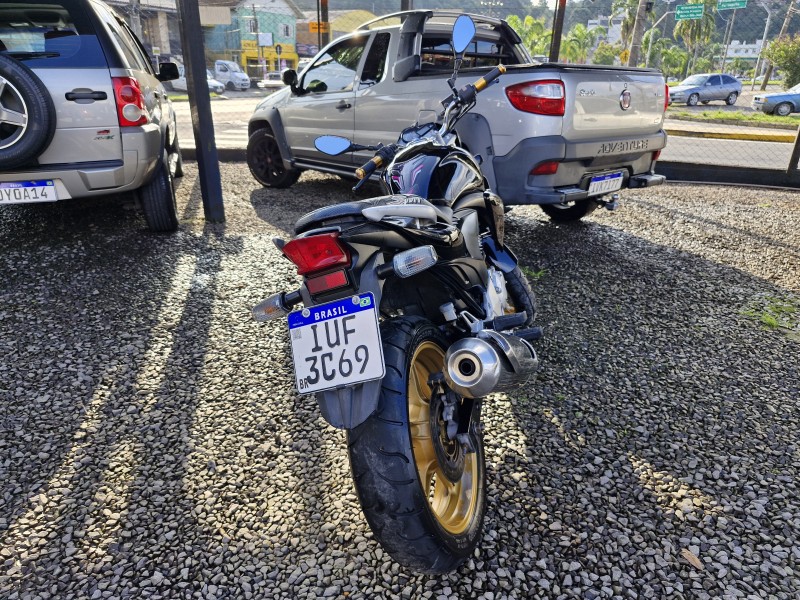 CB 300R ABS - 2013 - CAXIAS DO SUL