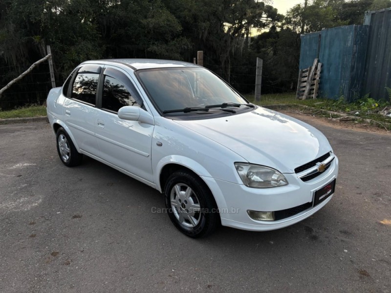 CLASSIC 1.0 MPFI LS 8V FLEX 4P MANUAL - 2013 - CAXIAS DO SUL