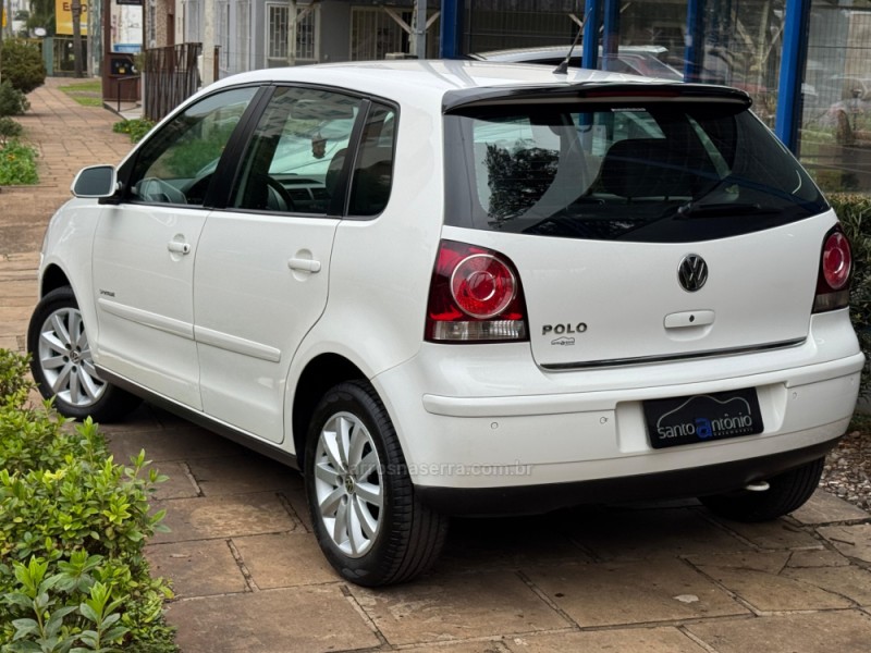POLO 1.6 MI SPORTLINE 8V FLEX 4P MANUAL - 2012 - LAGOA VERMELHA