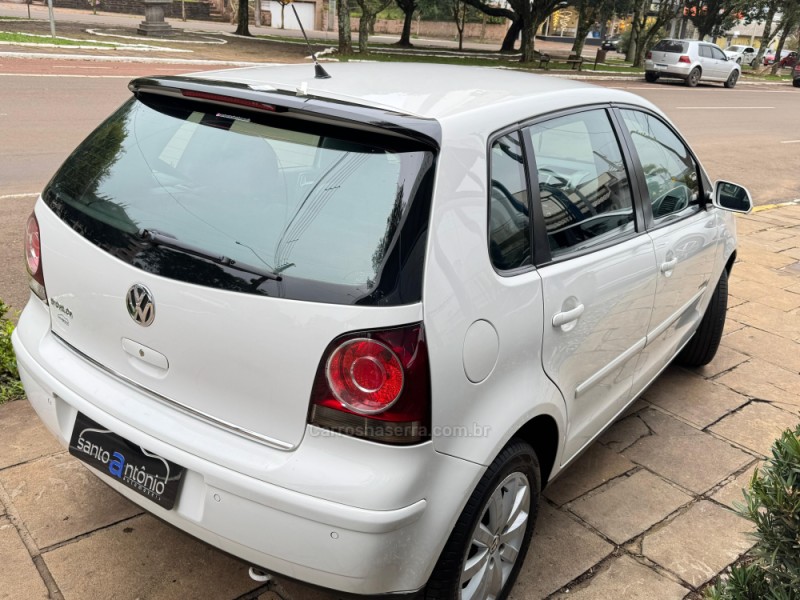 POLO 1.6 MI SPORTLINE 8V FLEX 4P MANUAL - 2012 - LAGOA VERMELHA