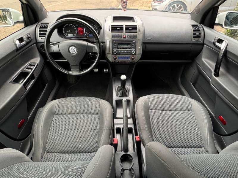 POLO 1.6 MI SPORTLINE 8V FLEX 4P MANUAL - 2012 - LAGOA VERMELHA