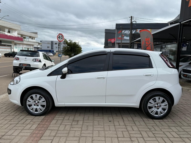 PUNTO 1.4 ATTRACTIVE 8V FLEX 4P MANUAL - 2016 - LAGOA VERMELHA