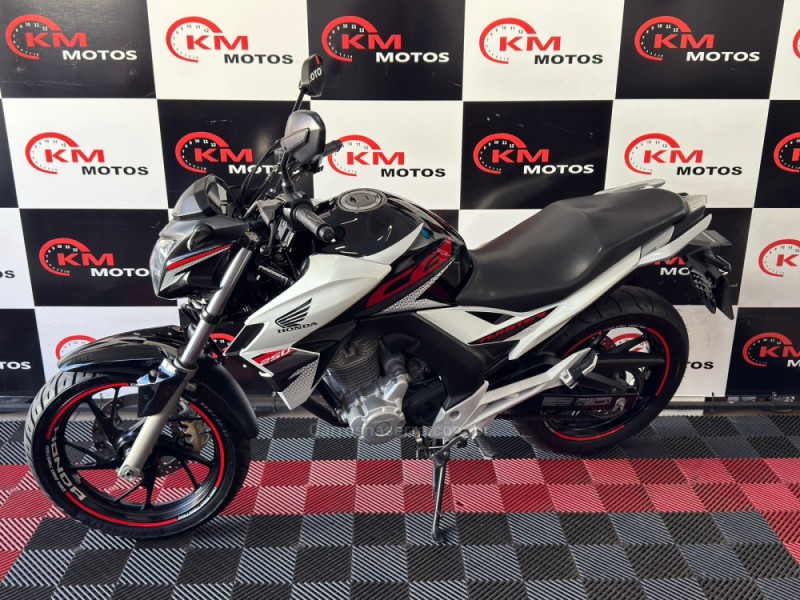 CB 250F TWISTER CBS - 2018 - PORTãO