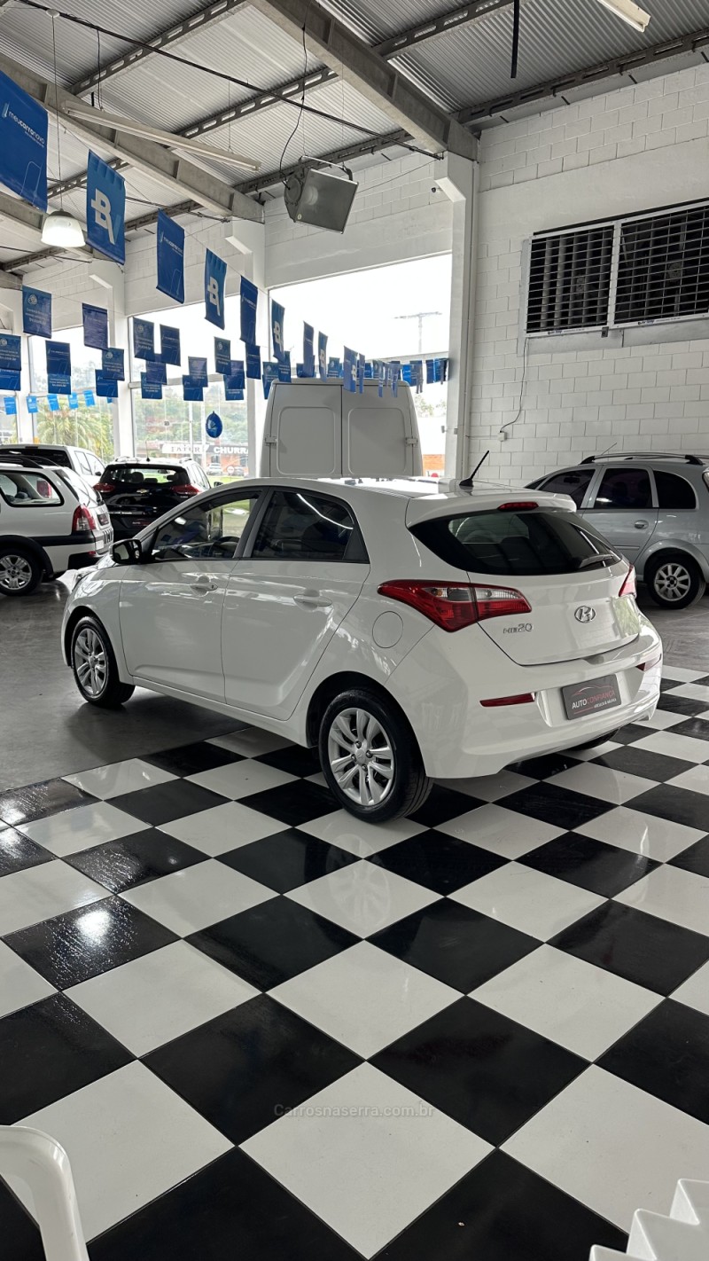HB20 1.0 COMFORT 12V FLEX 4P MANUAL - 2017 - MONTENEGRO