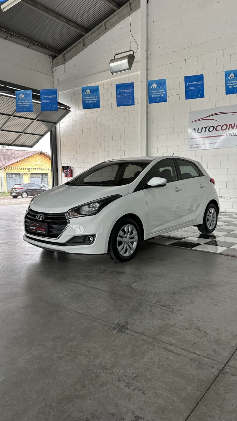 HB20 1.0 COMFORT 12V FLEX 4P MANUAL - 2017 - MONTENEGRO