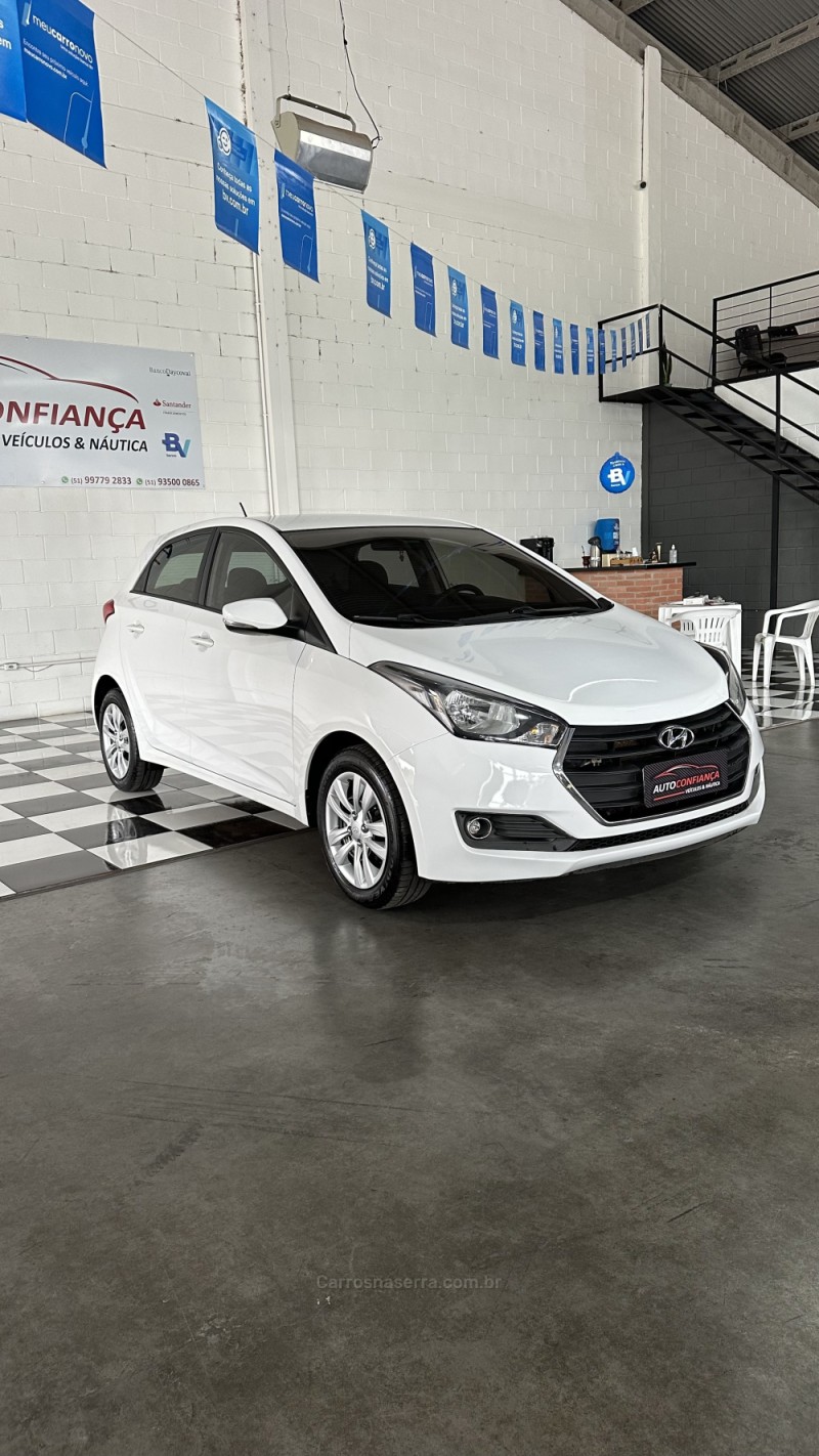 HB20 1.0 COMFORT 12V FLEX 4P MANUAL - 2017 - MONTENEGRO